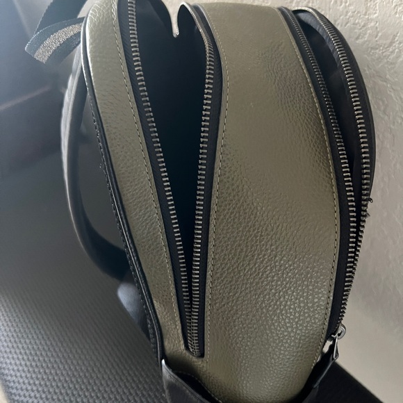 Coach back pack leather - Picture 5 of 7